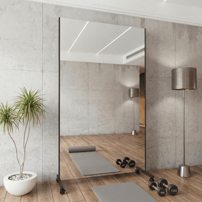 Bruchsichere & ultraleichte Spiegelwand - mit montierbaren Rollen